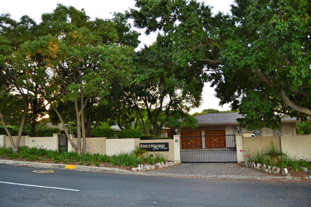 King'S Highway Guest House Somerset West Exteriör bild
