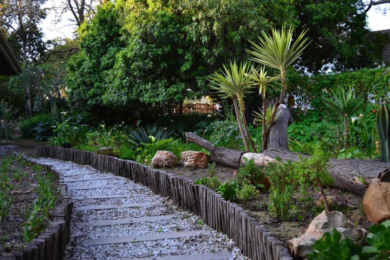 King'S Highway Guest House Somerset West Exteriör bild