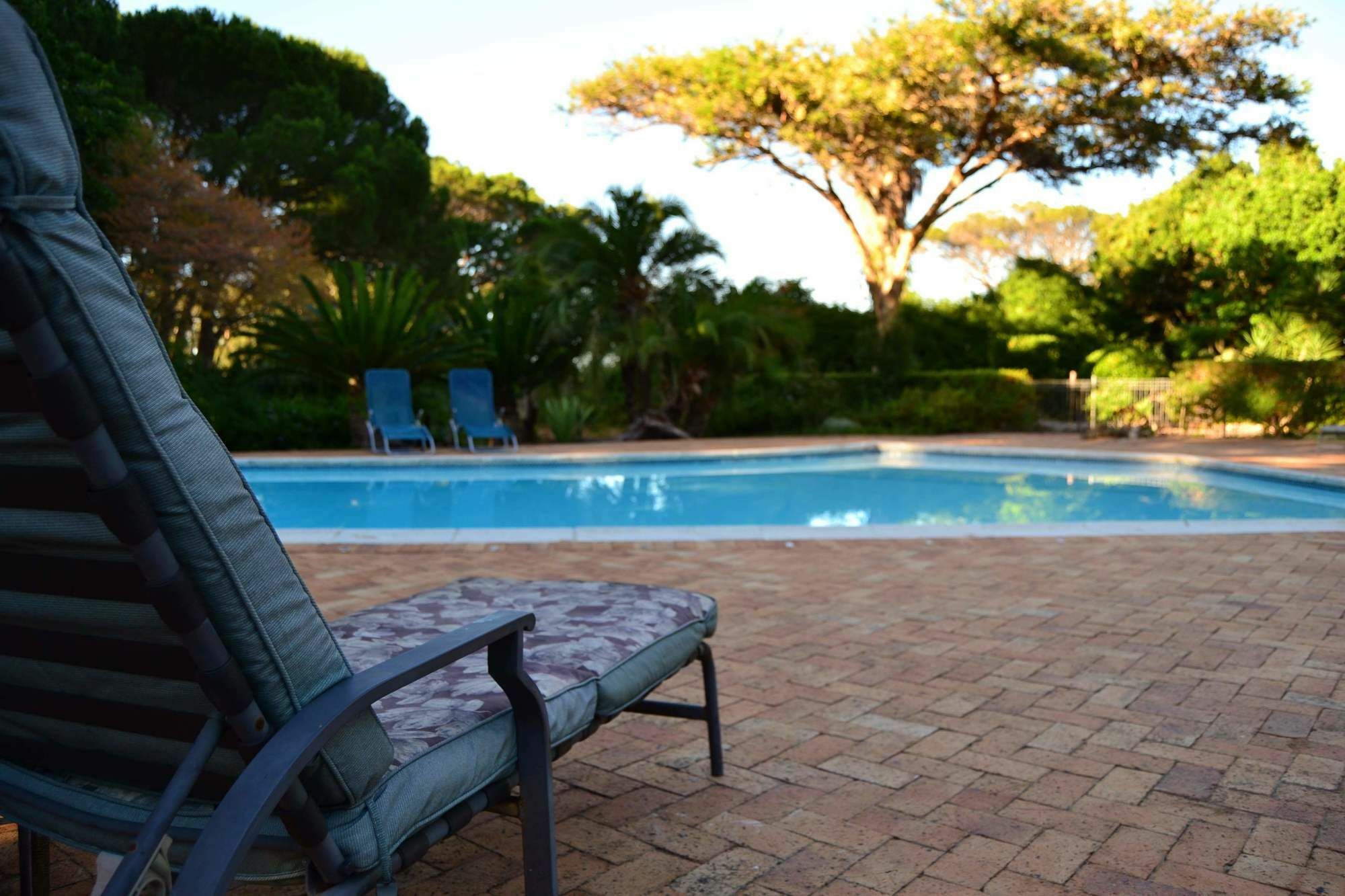 King'S Highway Guest House Somerset West Exteriör bild